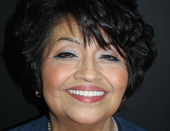 Victoria Full Face After